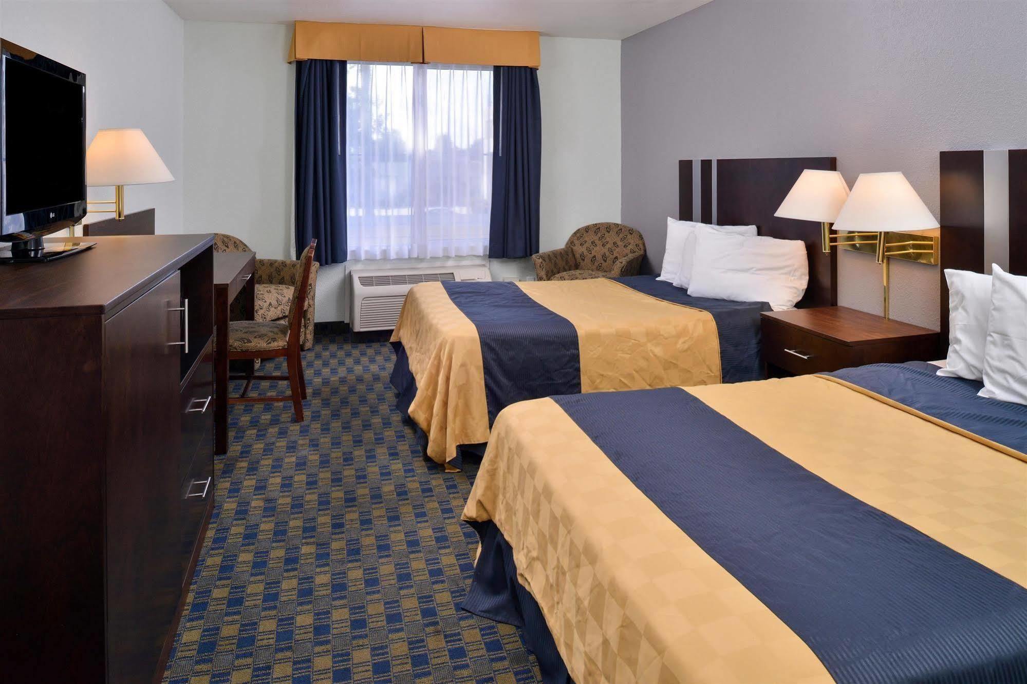 Americas Best Value Inn Саннивейл Экстерьер фото